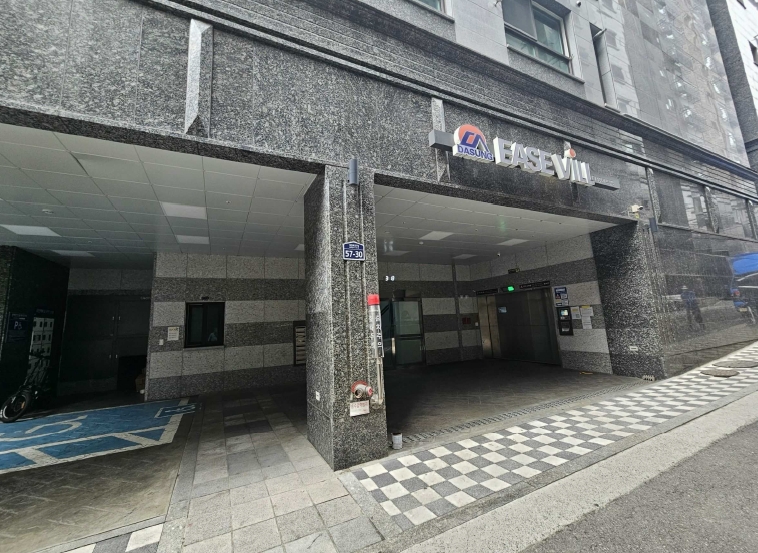 사진 04