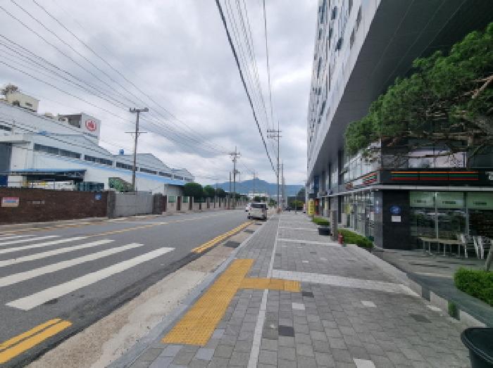 사진 04