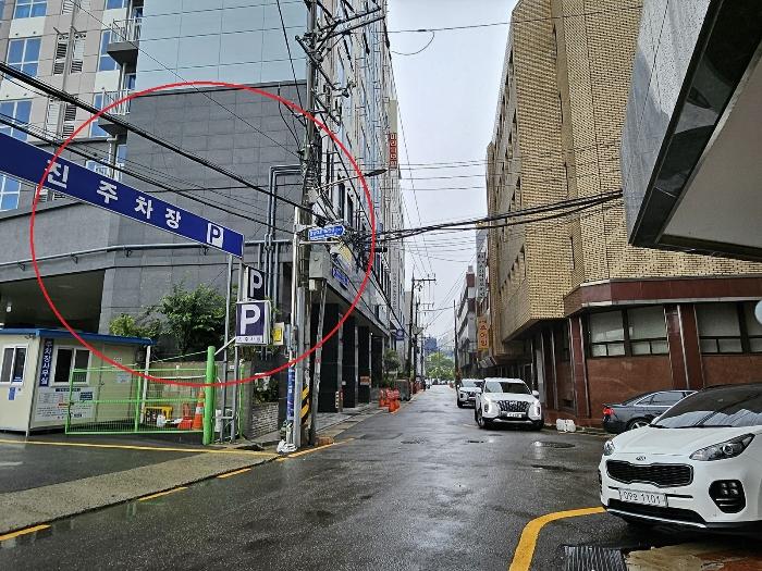 사진 02