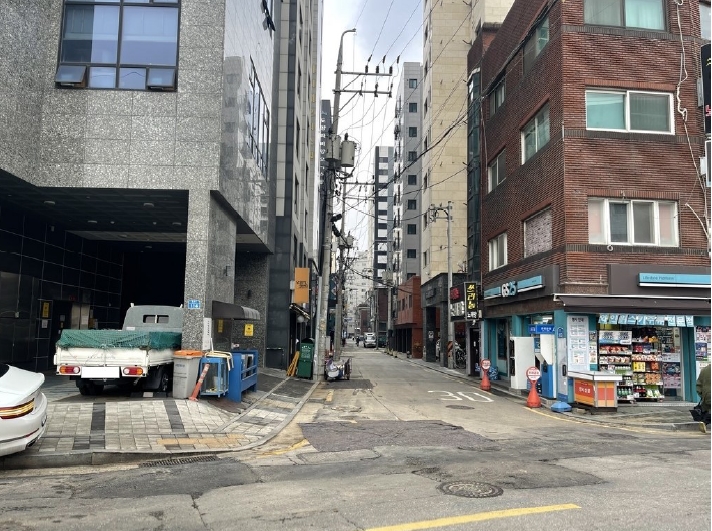 사진 04