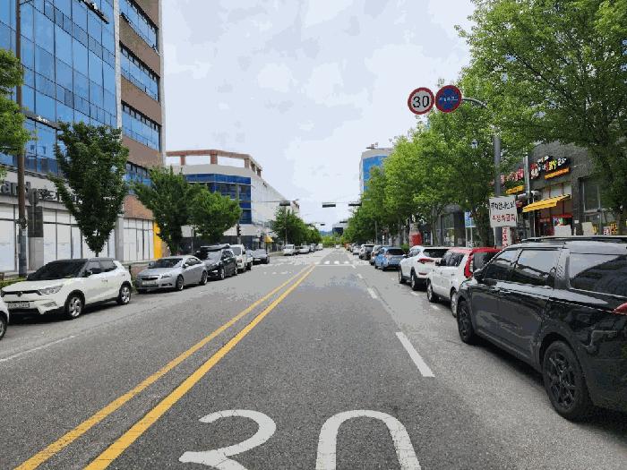 사진 02