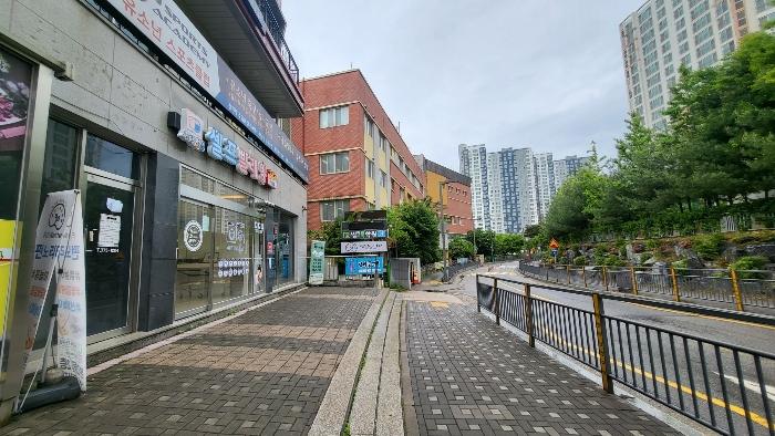 사진 02