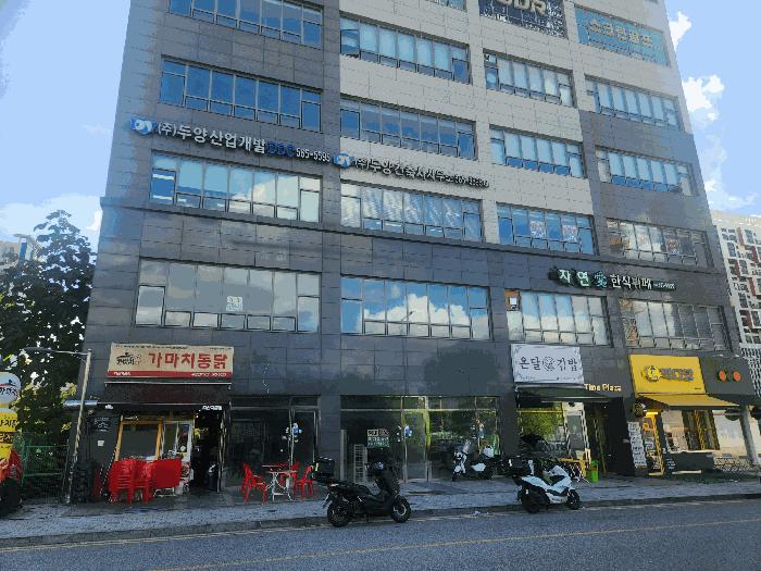 사진 04
