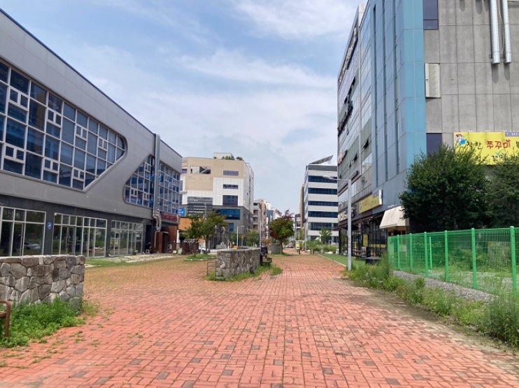 사진 04