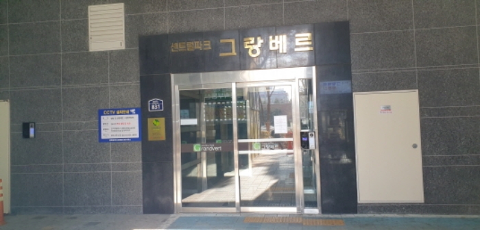 사진 04