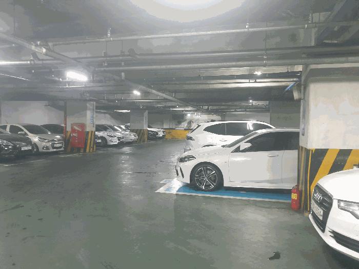 사진 04