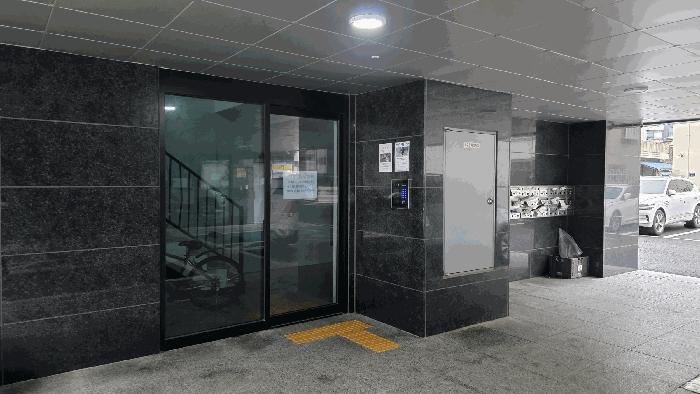 사진 04