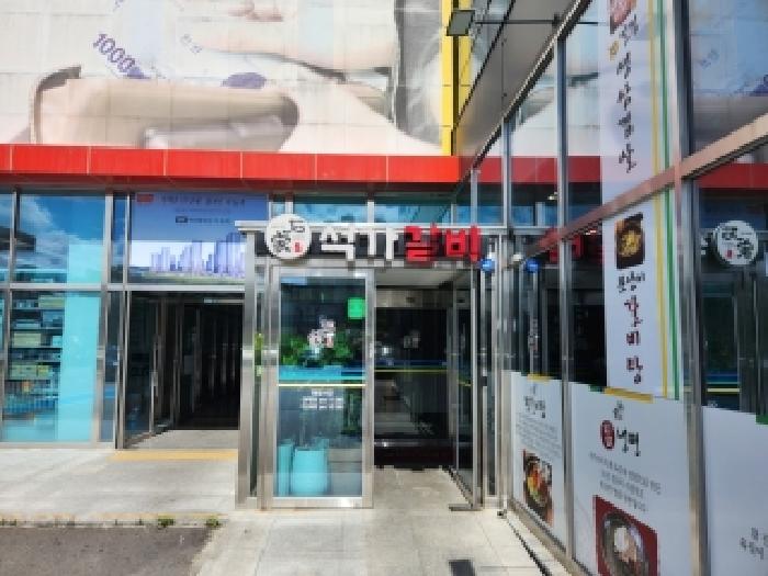 사진 04