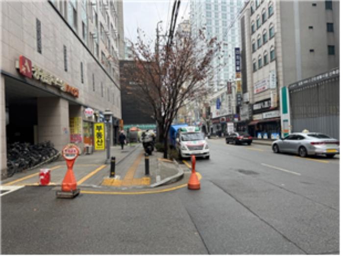 사진 02