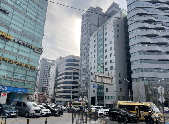 사진 03