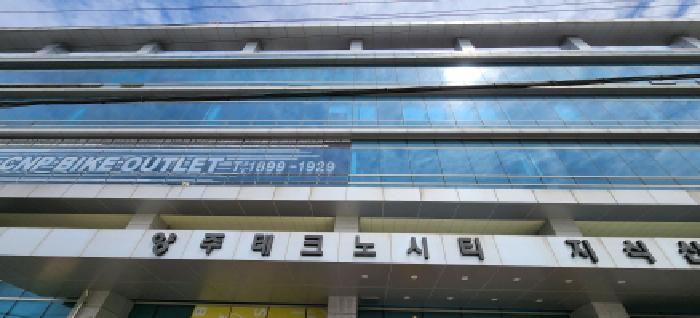 사진 04