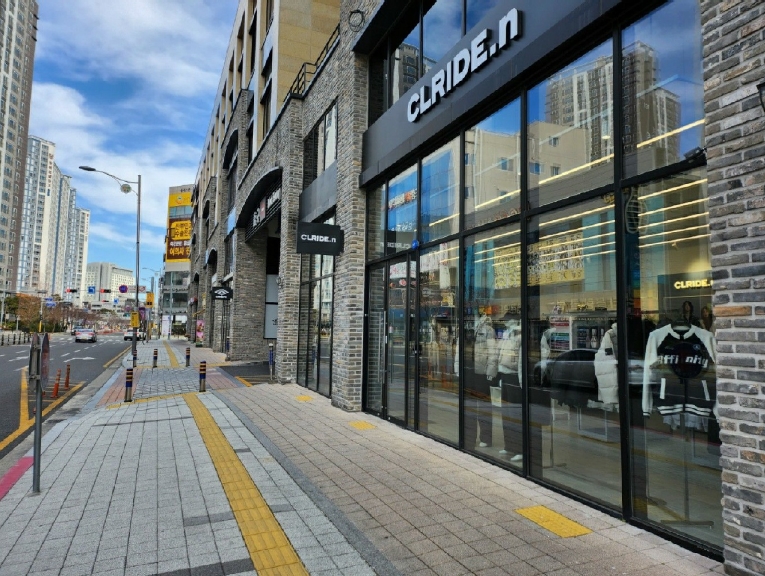 사진 04