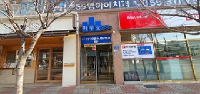 사진 03