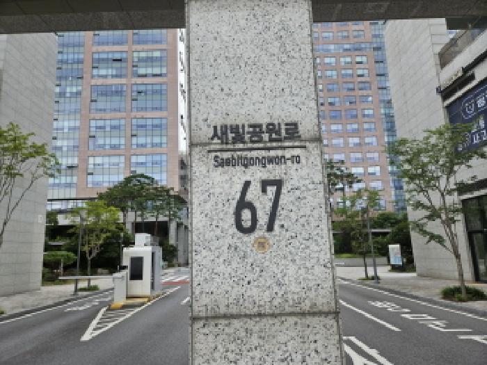 사진 04
