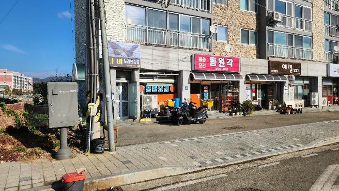 사진 04