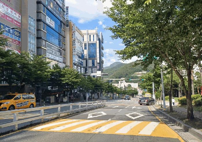 사진 04