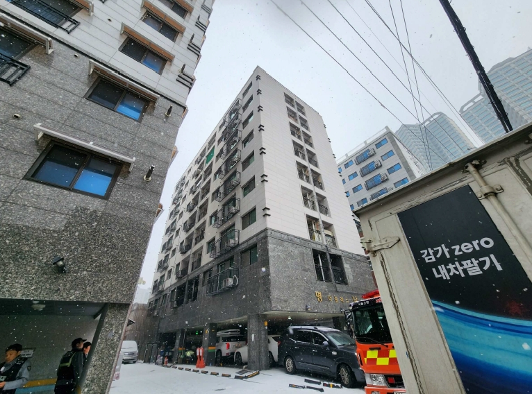 사진 02