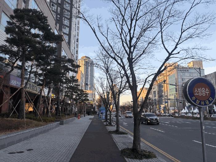 사진 04