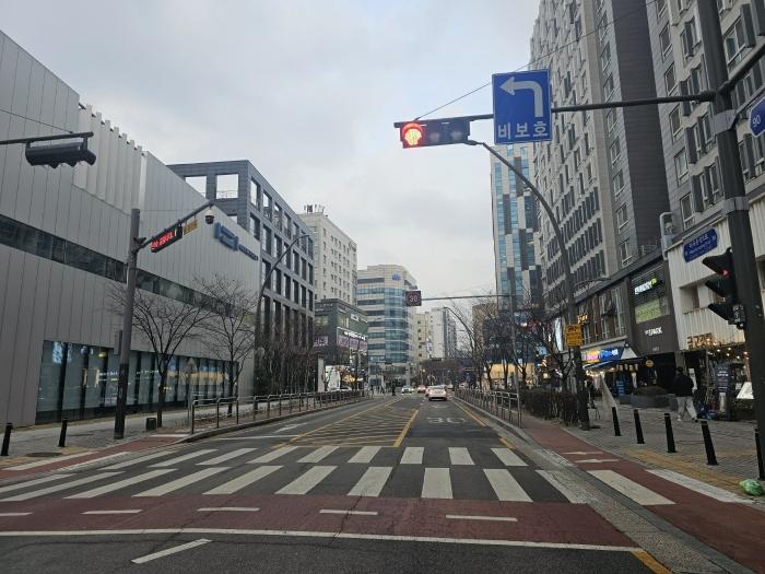 사진 04