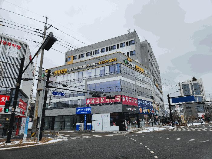 사진 04