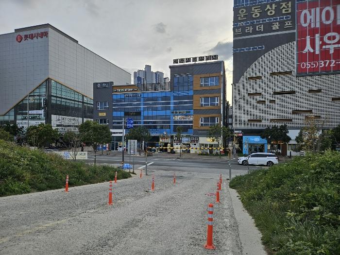 사진 02