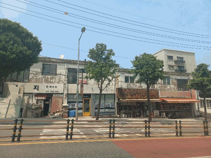사진 04