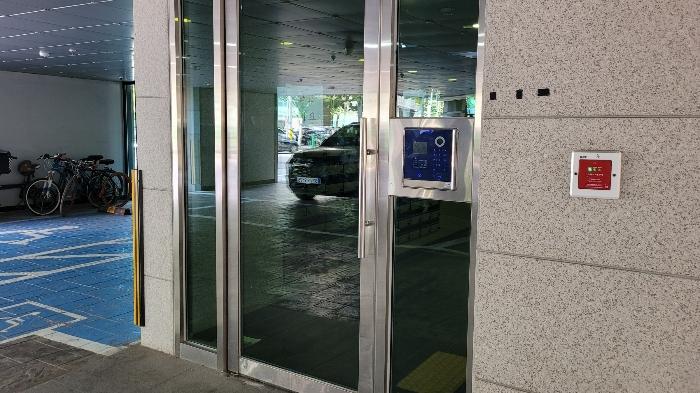 사진 02